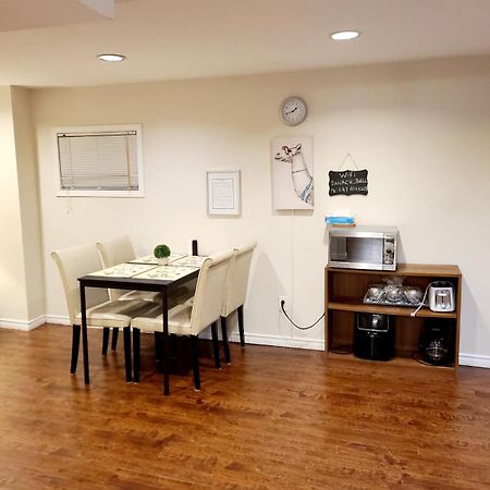 Spacious And Bright Unit With Natural Light. พิกเคอริง ภายนอก รูปภาพ